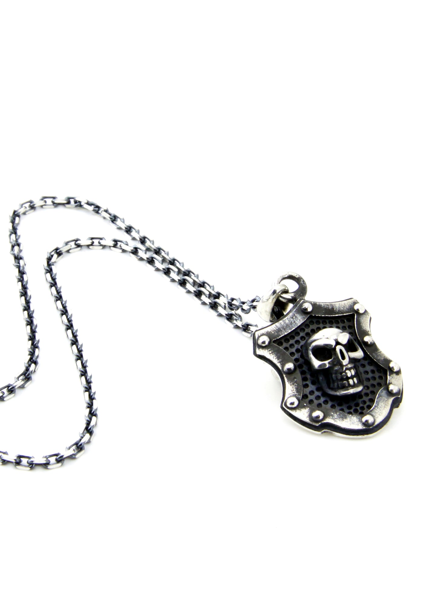 Knight Skull Shield Erkek Gümüş Kolye