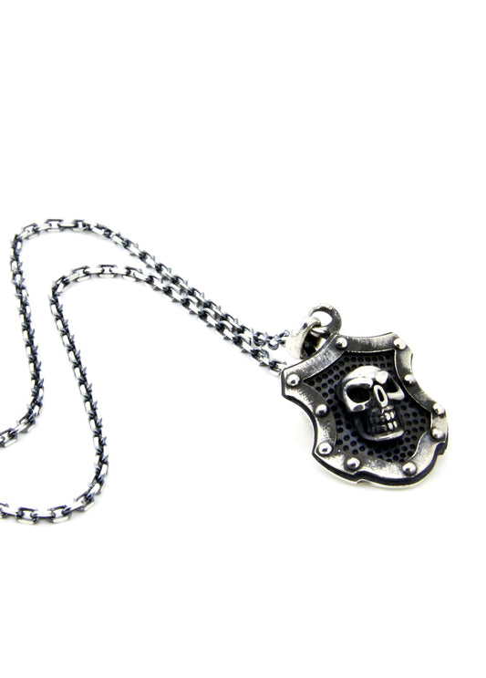 Knight Skull Shield Erkek Gümüş Kolye